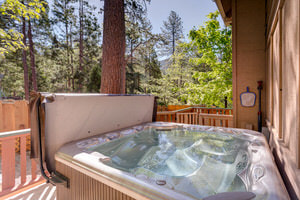 Idyllwild Vacation Rentals and Cabins with Hot Tubs and a View